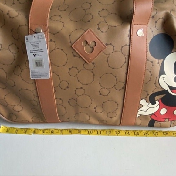 Mickey Mouse Duffel‎ Bag with Wheels - Picture 5 of 11